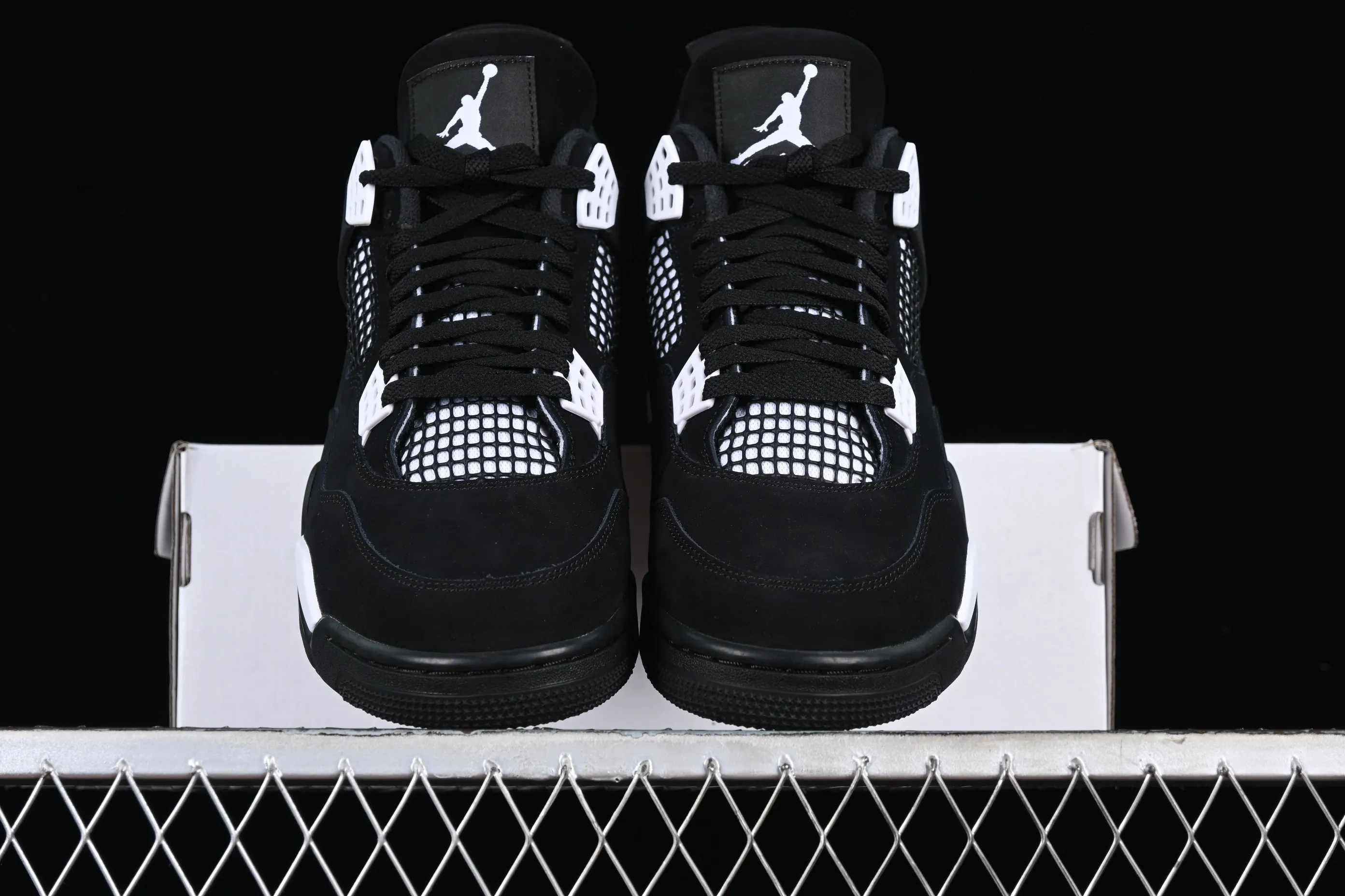 All categories Air Jordan Jordan series basketball shoes Air Jordan 4 GX foreign trade version Air Jordan 4 Retro "White Thunder" AJ4 Joe 4 White Thunder FQ8138-001